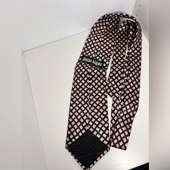 The tie bar, solid light set of 2,   100% silk ties - Picture 6 of 6